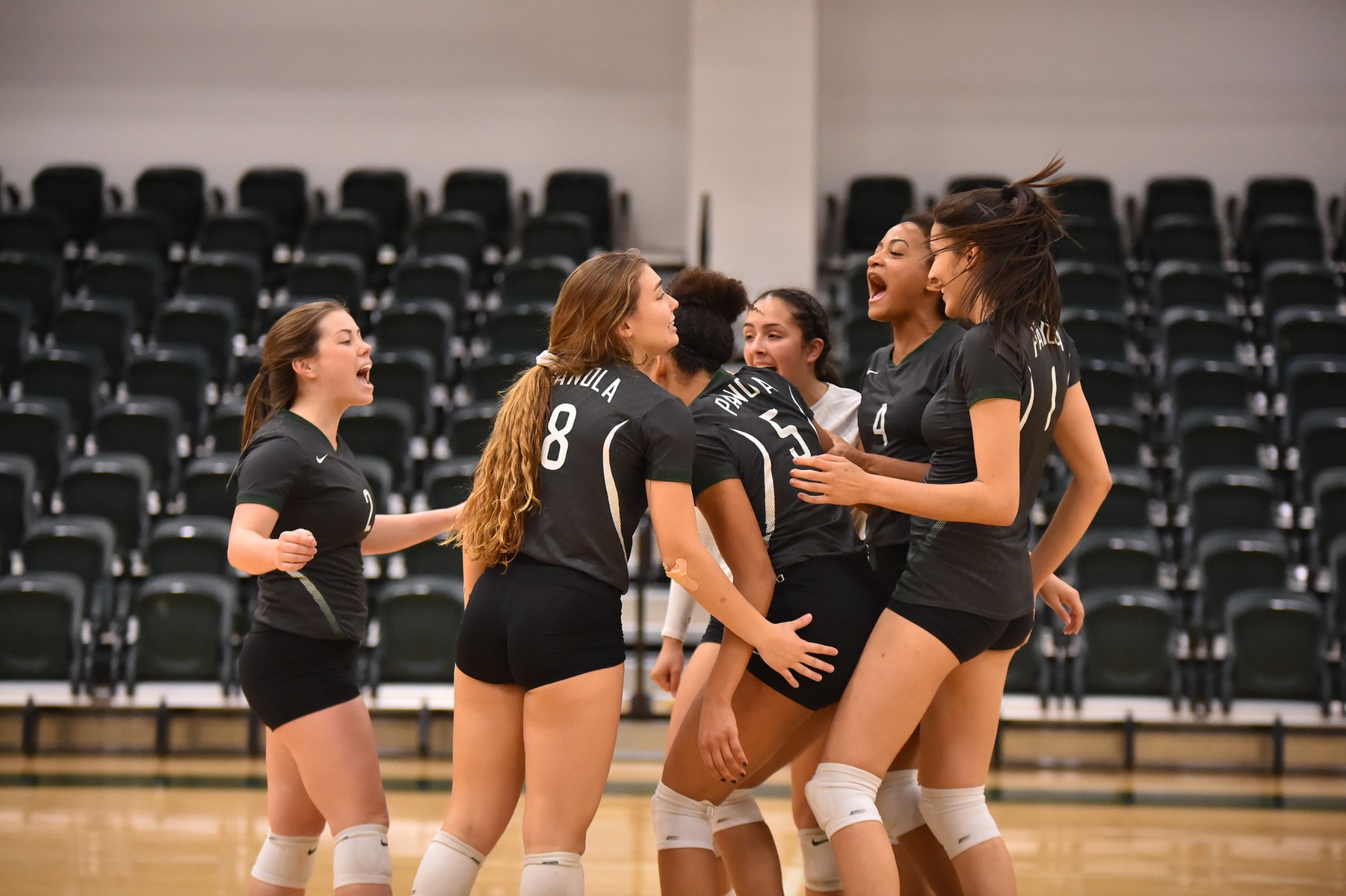 Fillies Pick Up Two Wins on Sophomore Day